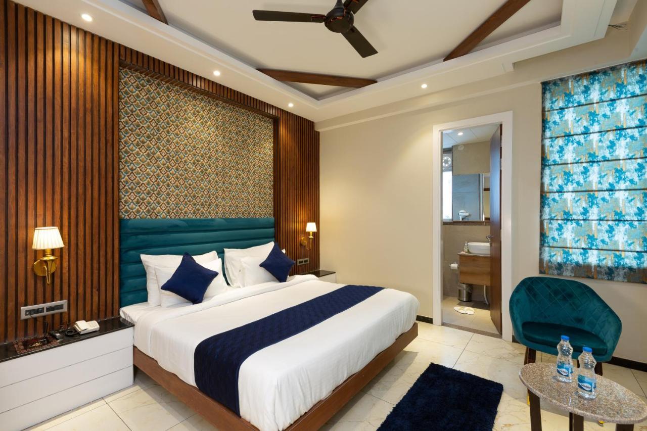 מוסורי Hotel La Eden מראה חיצוני תמונה