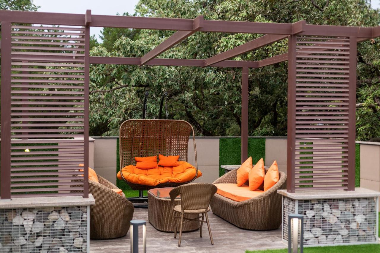 מוסורי Hotel La Eden מראה חיצוני תמונה